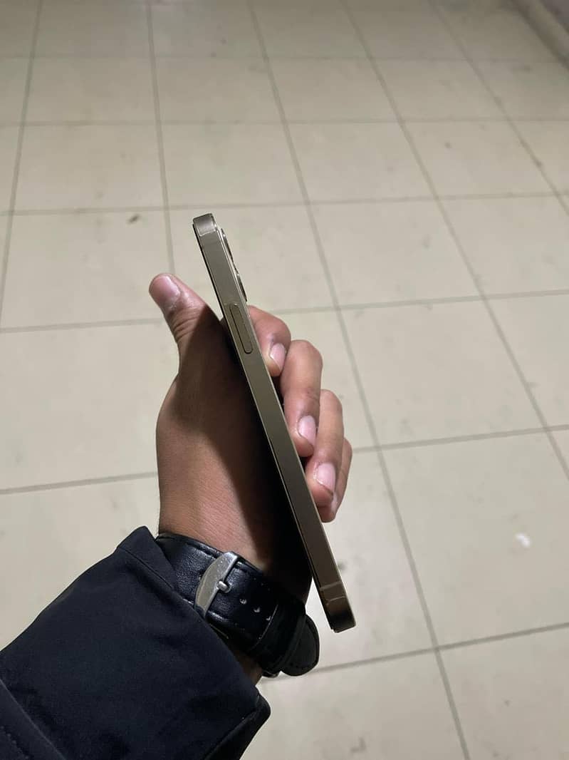 Iphone 12 pro 2
