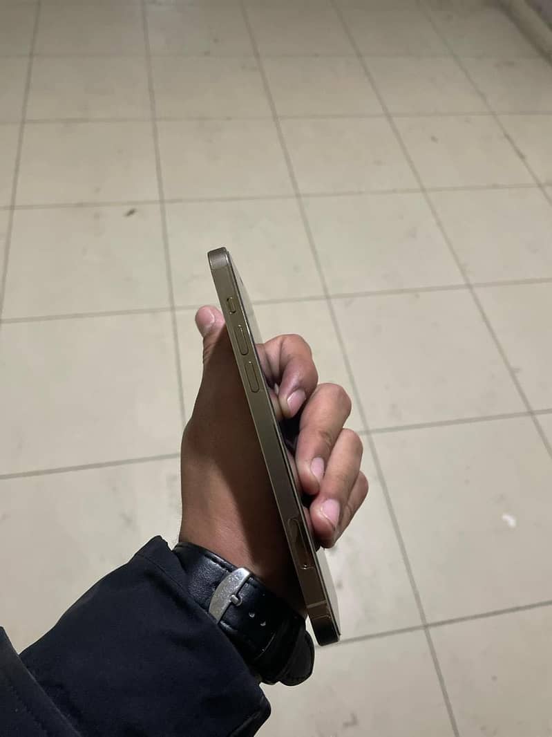 Iphone 12 pro 3