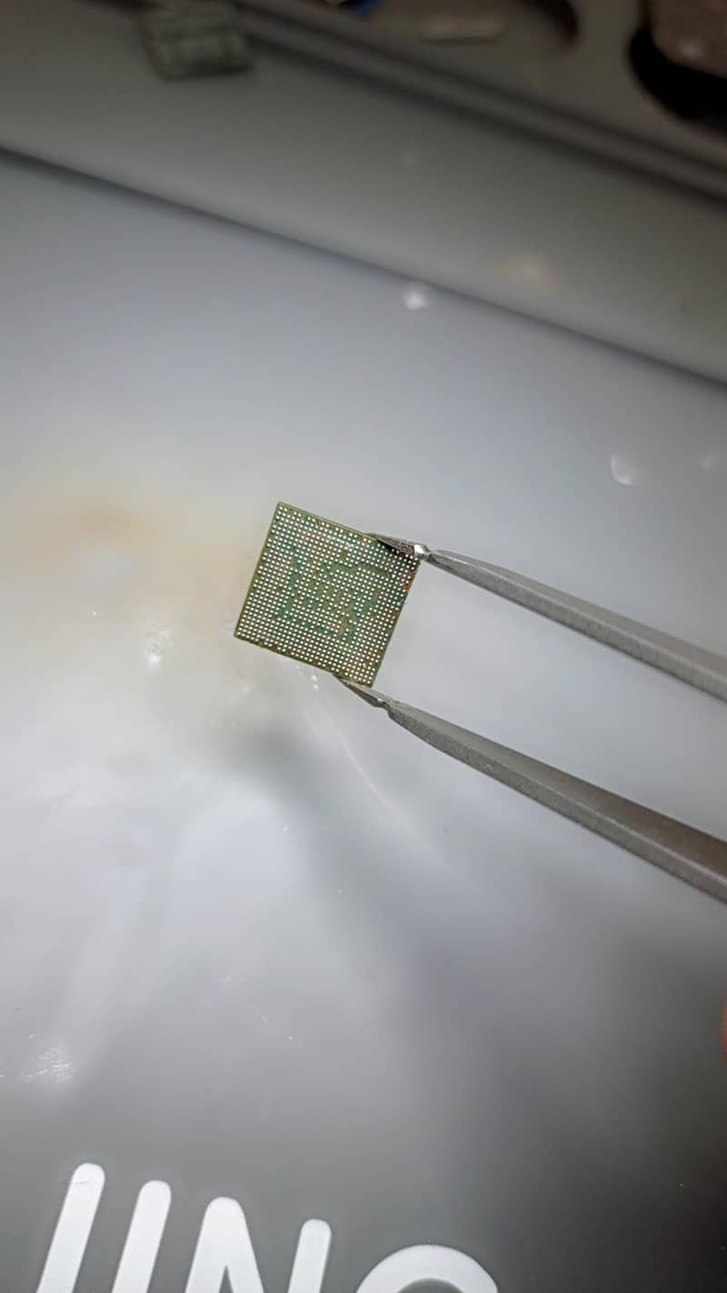 iphone and Android  services available  2