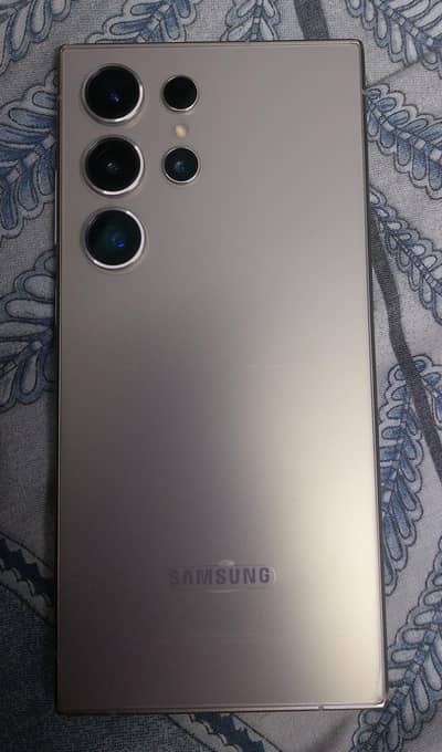 Samsung S24 Ultra 12 gb 512 gb