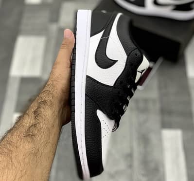  Nike Air Jordan 1 Low Black – Almost New | Urgent Sale