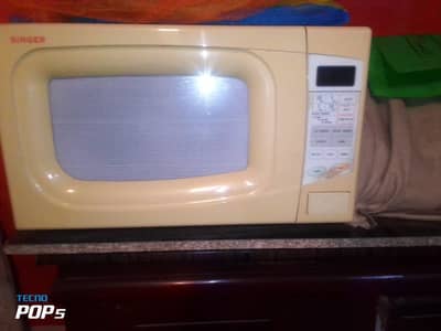 Singer Grill Microwave Oven – 800W – Good Condition