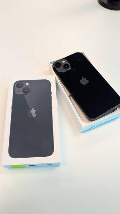 Iphone 13 _ US Version _ Non-Pta (8 months guarantee )