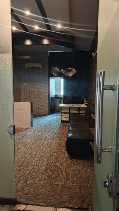 Ideal 325 sqft office for rent