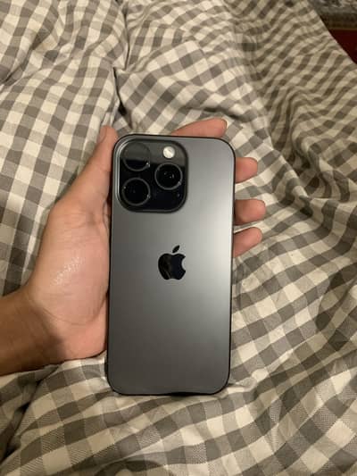 Iphone 16 pro black titanium