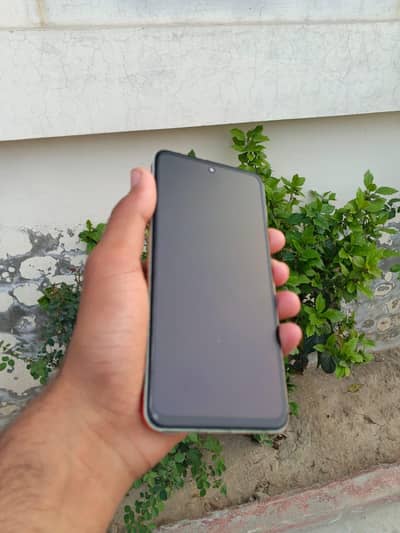 Vivo Y100 8/256 with box and charger exchange possible