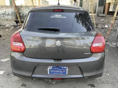 Suzuki Swift GLX CVT 2025 | 9.7 PakWheels Rating | 1st Owner | As NEW