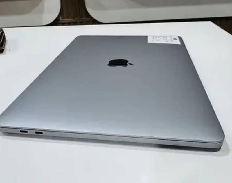 macbook pro 2017 0