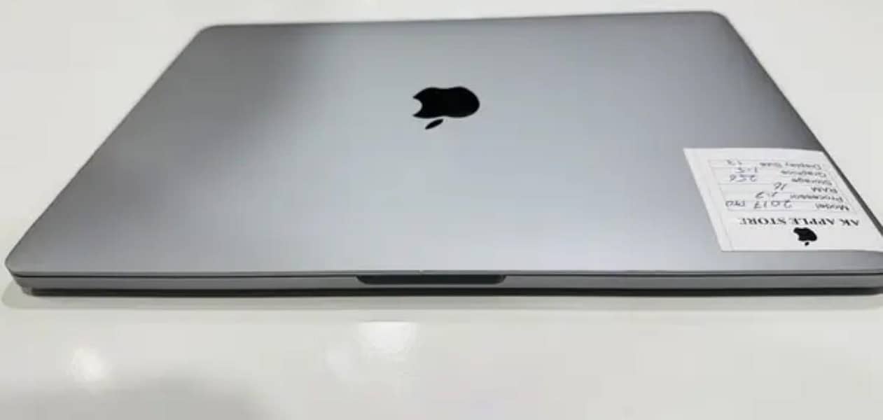 macbook pro 2017 2
