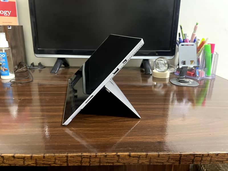 Surface Pro 4 3