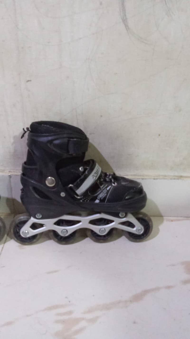 roller skates 4