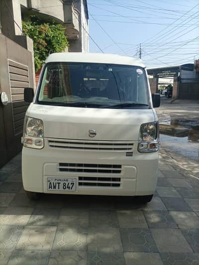 New metre 20/25 total geniun 10/10 condition wattsapp 0313 7850097