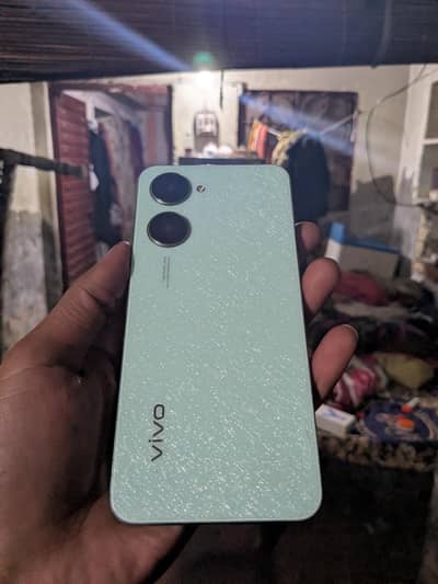 vivo y03t 4+4Gb 128gb