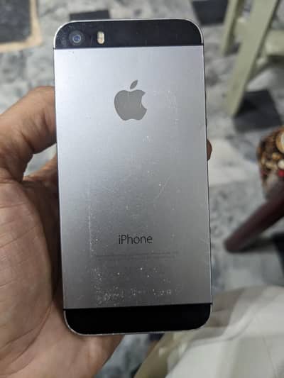 Apple iphone 5 Good condition 10/9