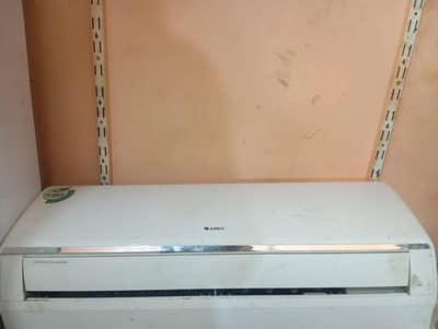 Gree 1 tan good condition