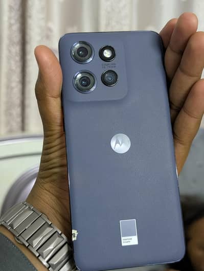 Moto Edge 50 neo  12+4/512gb