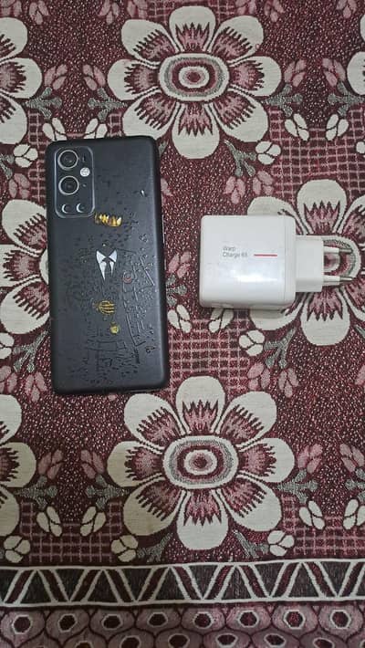 one plus 9 pro  12/256 PTA EXCHANGE bhe ho jaya ga