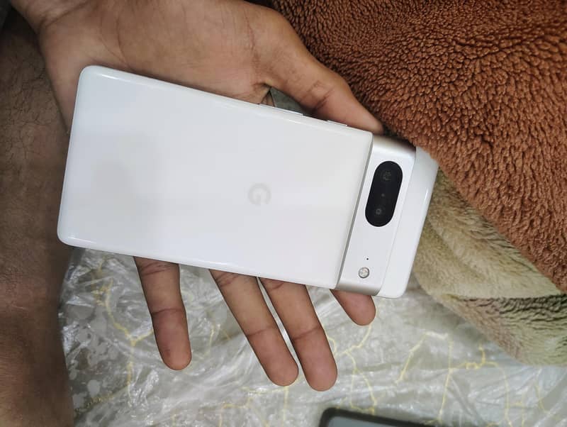 Google pixel 7 2
