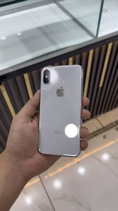 iPhone X 64 gb 10/9 condition