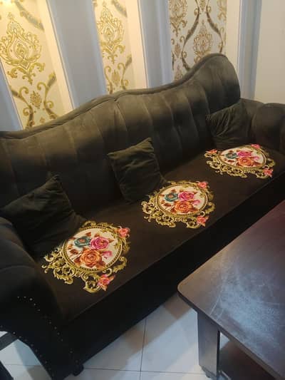Six Seater Sofa Set Brand New Condition.