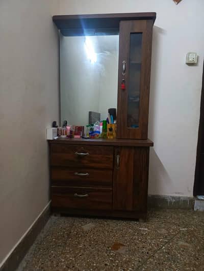 complete bedroom set n sofas 7 seater urgent sale