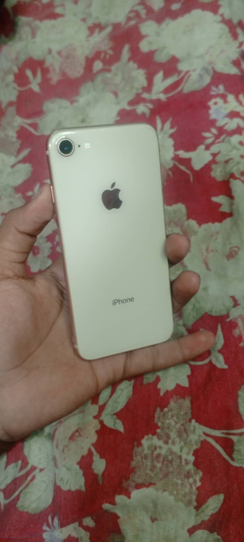 Apple iPhone 8 0
