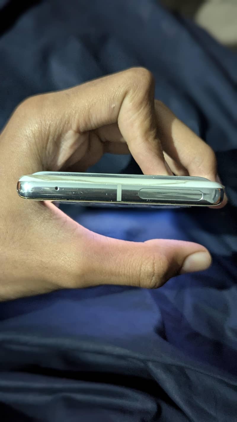 GOOGLE PIXEL 7 PRO 3