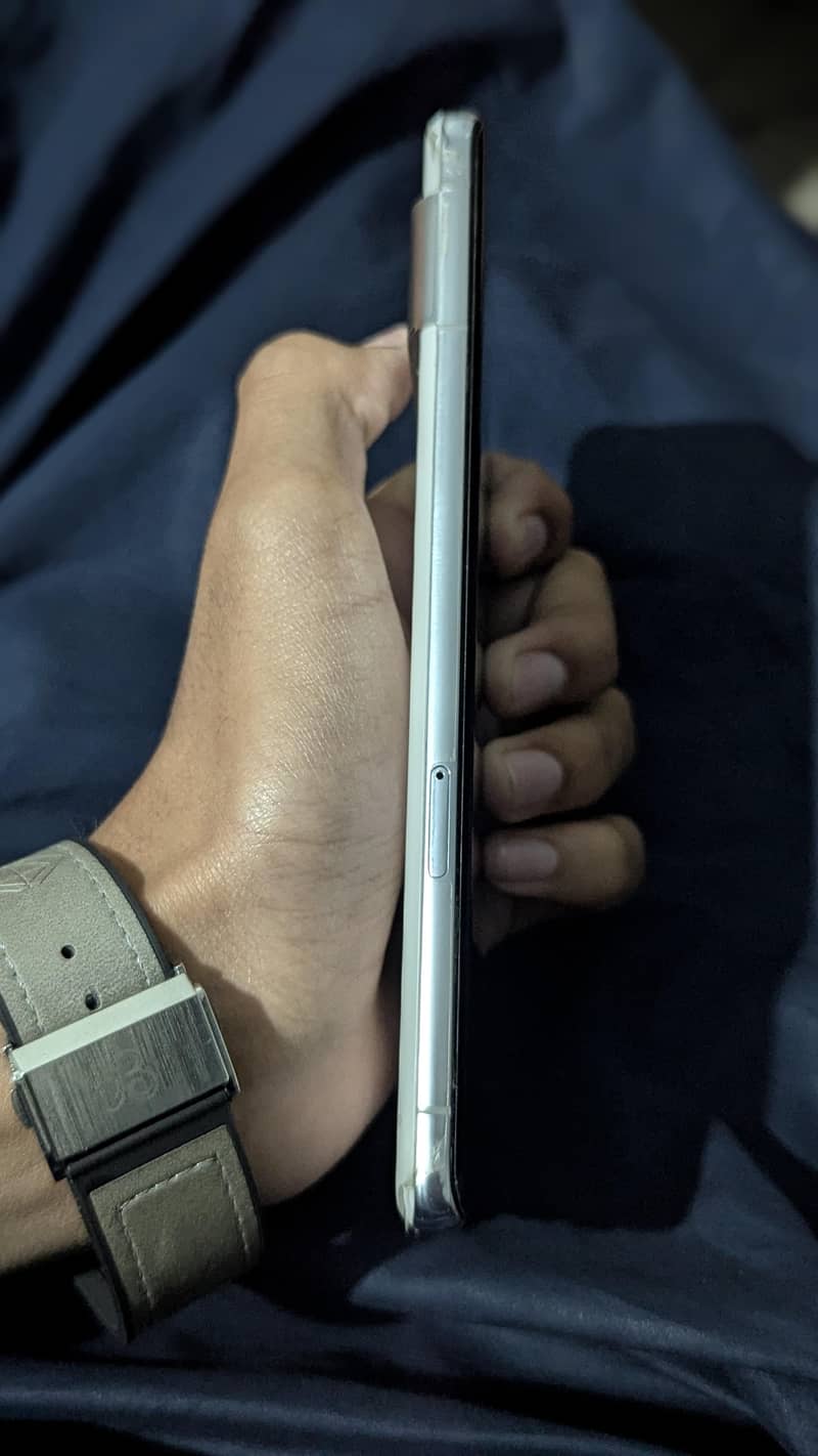 GOOGLE PIXEL 7 PRO 5