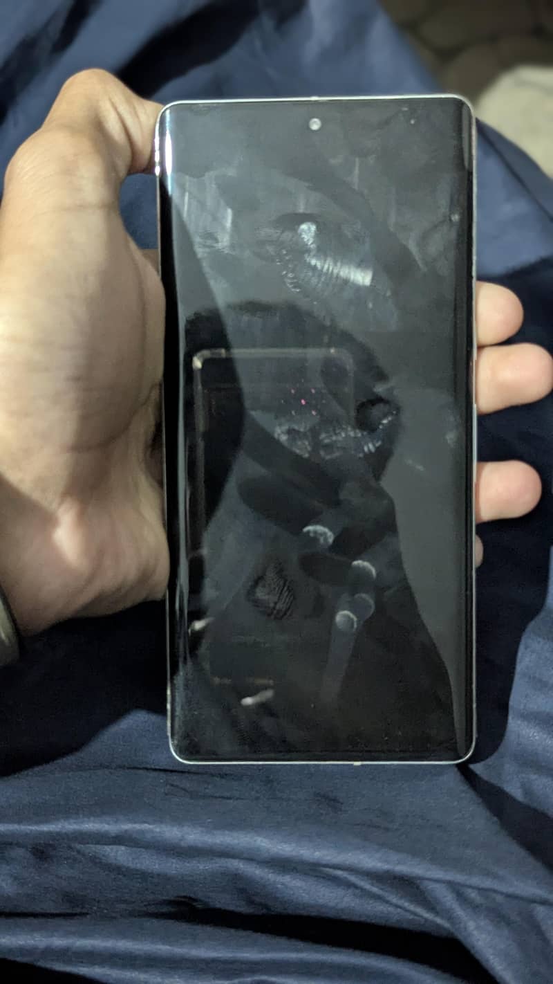 GOOGLE PIXEL 7 PRO 6