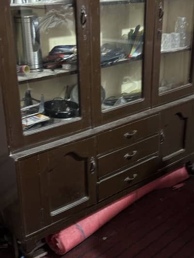 Showcase brown colour