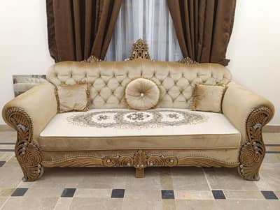 Crown Sofa Set 7 seater for sale