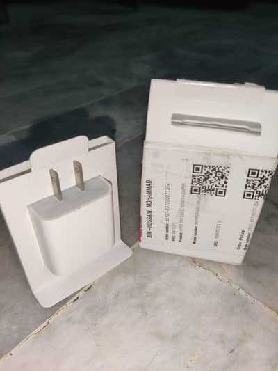 Apple 20 watt original adapter