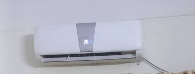 Haier 1.5 ton Split AC with gas locked