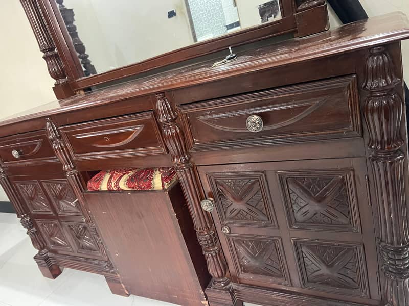 solid bedset with dressing and side tables 8