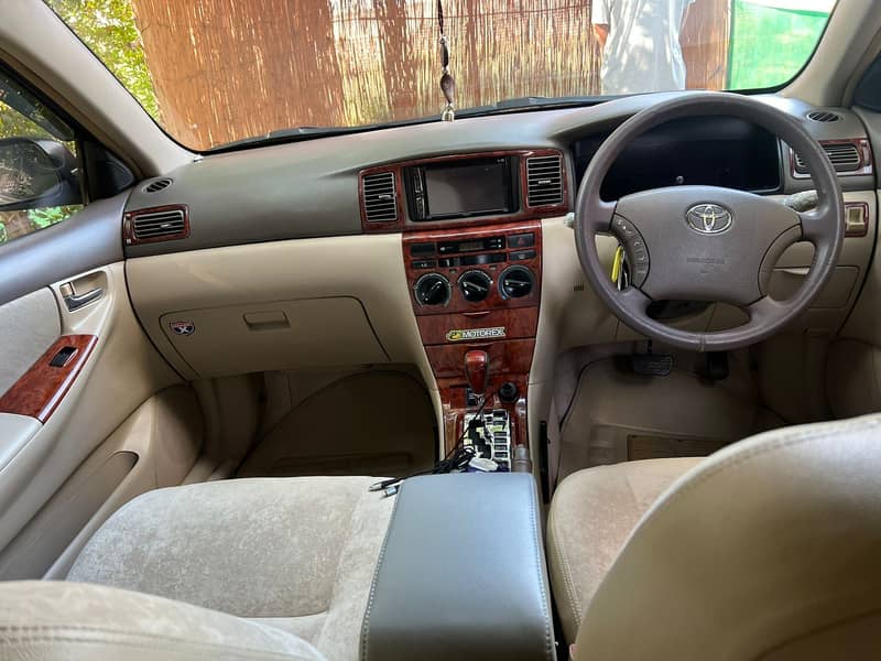 Altis 1.8 automatic 12