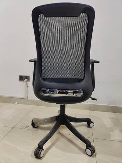 brand new chairs 3month ago prches