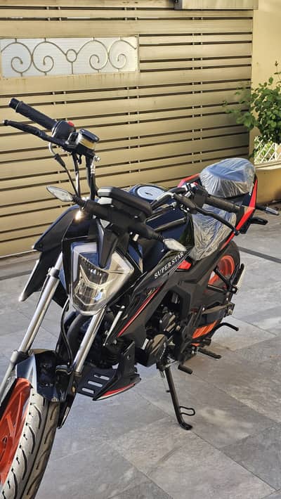 Superstar Batlo 4 ZS200