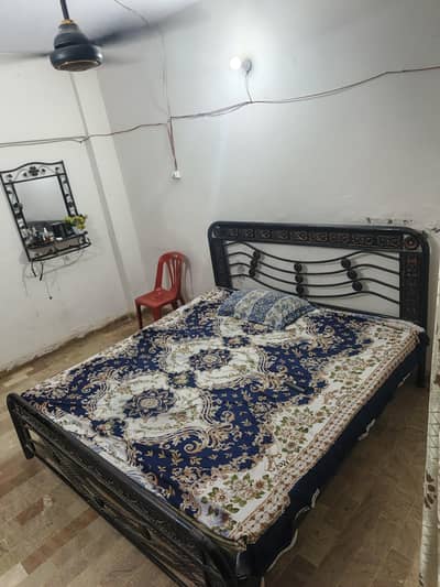 used king bed