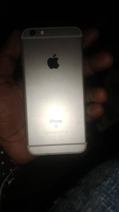 I phone 6s he non pta he condition 10 by 10 he koi ishhue nahi