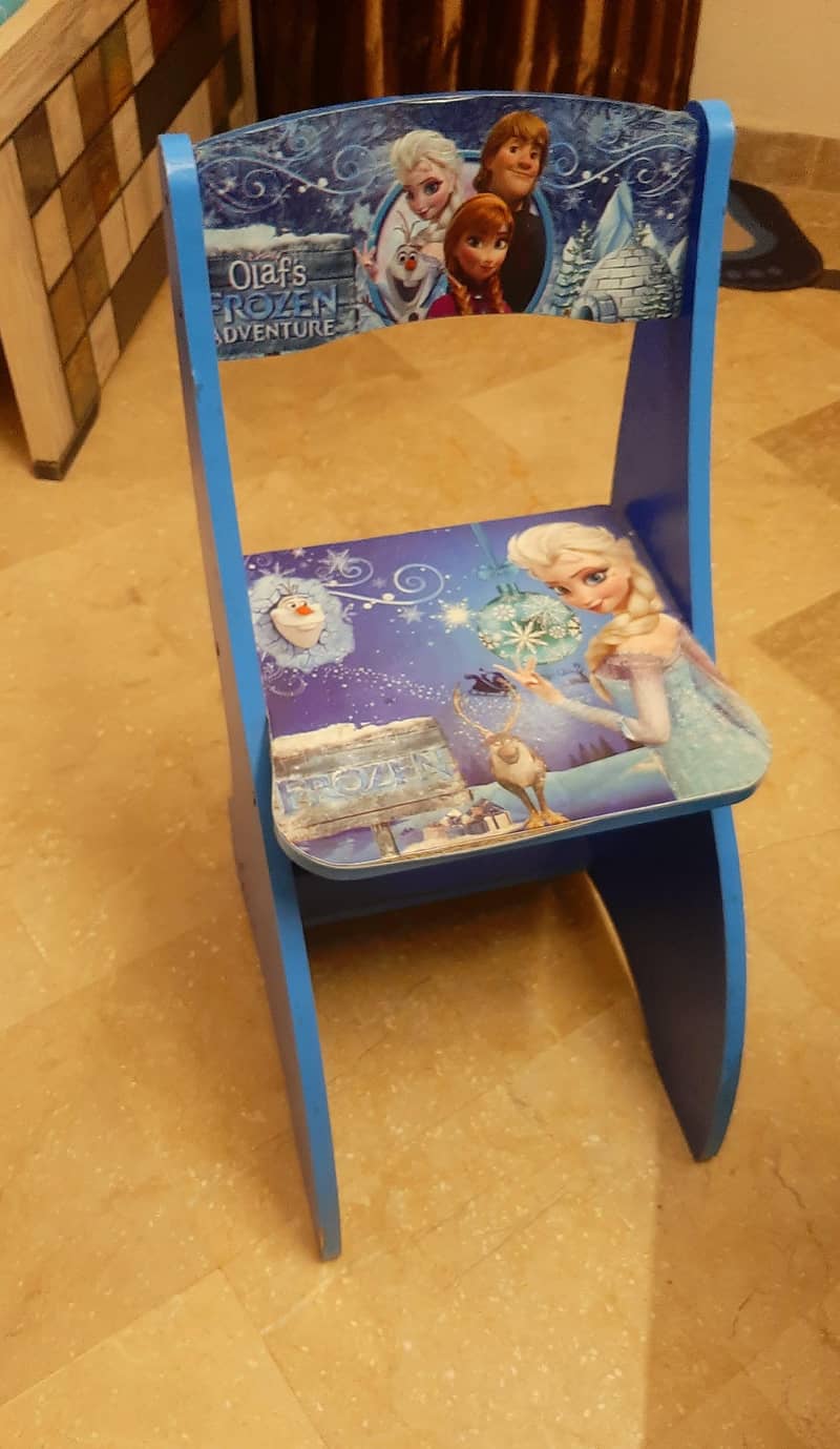 study table and chair 1