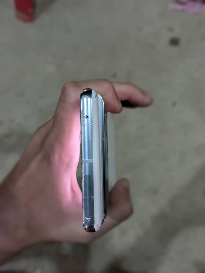 Google Pixel 7 Pro 4