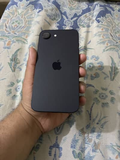 IPhone 16e Jv 100 health in Apple warranty