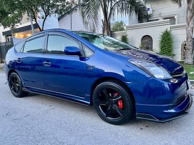 Toyota Prius 1.5 2007 model good condition