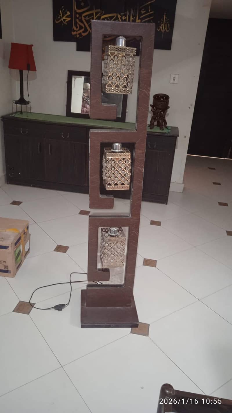 Floor Lamp 1