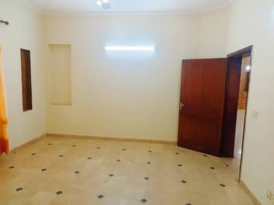 1 Kanal Beautiful Upper Portion For Rent At The Hot Location Of Johar Town
