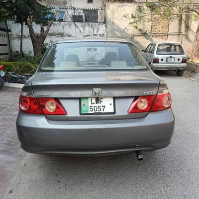 Honda City-IDSI 2006 in excellent & genuine