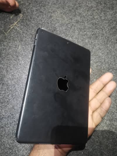 I pads mine five 10by8  4/64 box and sacreen on nishan pubg game