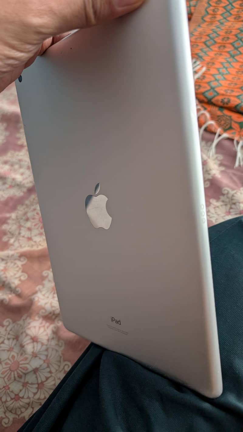 iPad 9th generation with box 3