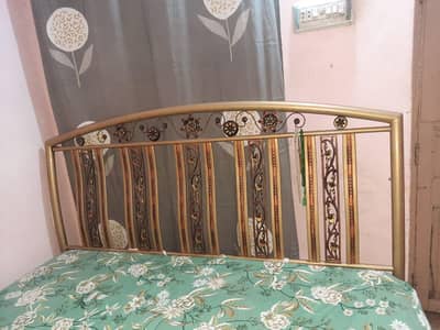 iron beds