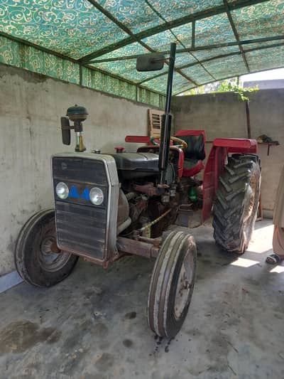 Tractor Messi 240